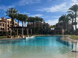 Piccolo appartamento in Santa Ponça. Elegante apartamento con exclusivo salón al aire libre cerca de