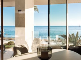Apartament a Es Portixol-Es Molinar. Apartamento de lujo frente al mar en portixol
