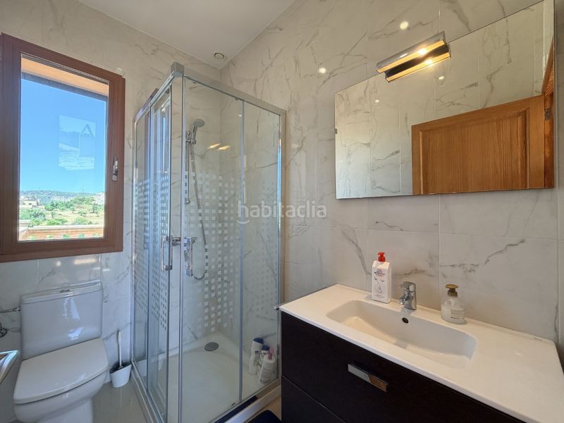 Foto b714bf30-8549-42ac-93a2-6916607a4297. Casa amb aparcament a Establiments Palma de Mallorca