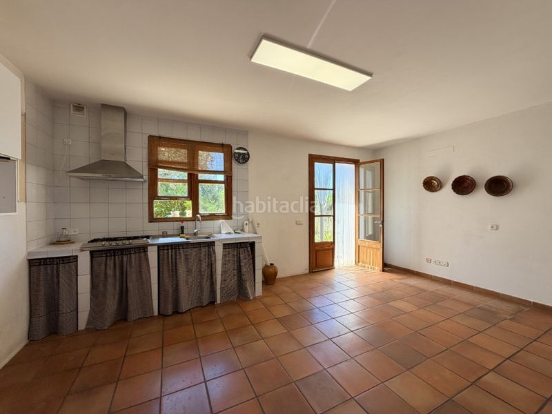 Foto d9c76501-9e55-4aa3-bf23-f94fbd501667. Casa amb aparcament a Establiments Palma de Mallorca