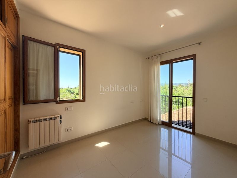 Foto ff1a781b-0615-4d72-966a-753249a1ca2d. Casa amb aparcament a Establiments Palma de Mallorca