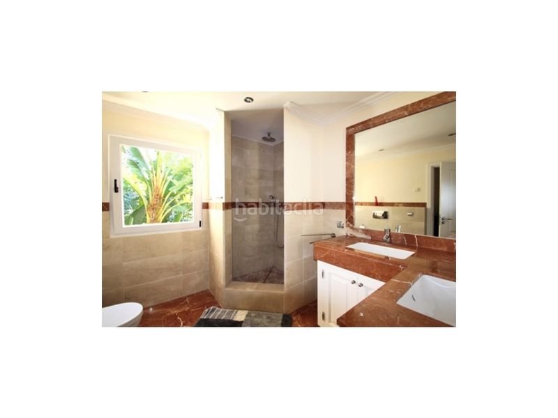 Foto 042e3e94-9f7c-4187-aa97-127590683a2f. Casa amb piscina a Costa de la Calma Calvià