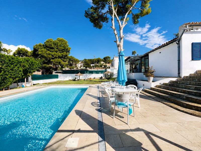 Foto c2542549-4928-4946-b837-d909b4bb30b7. Affitto casa con parcheggio piscina in Costa de la Calma Calvià