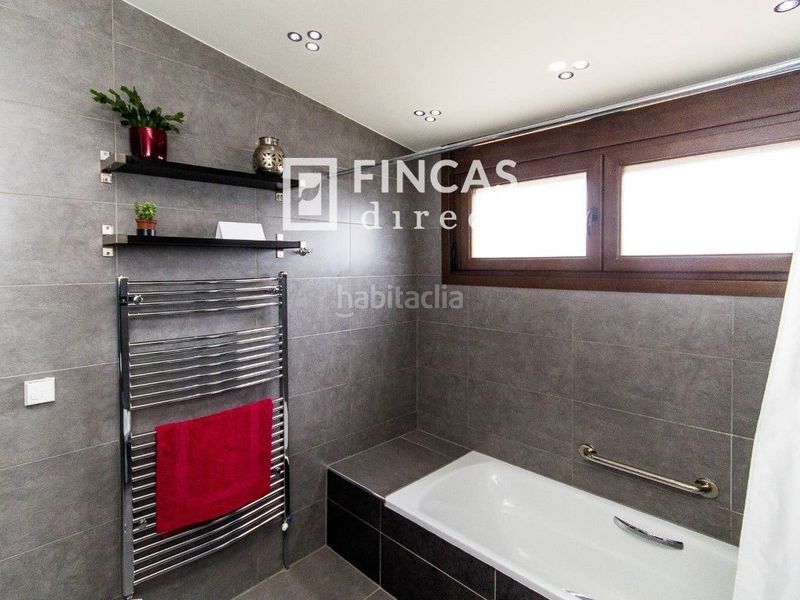 Foto 5ca0cfa9-70a0-4b71-af27-68d38adf2424. Masia amb aparcament piscina a Cretas