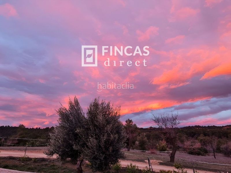 Foto f3020919-eeaf-402b-b589-7e125eeb19ec. Masia amb aparcament piscina a Cretas