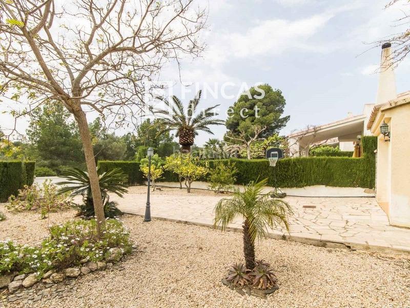 Foto 21b1937b-1ac8-4de8-8aa3-cbb1f1b5c91e. Chalet impecable chalet de 3 hab en tres cales, con piscina comunitaria. en Ametlla de Mar (L´)