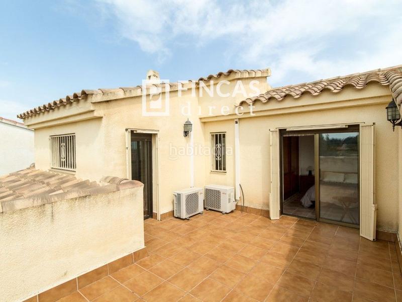 Foto 27b17d16-133a-4378-8569-9f696888a707. Chalet impecable chalet de 3 hab en tres cales, con piscina comunitaria. en Ametlla de Mar (L´)