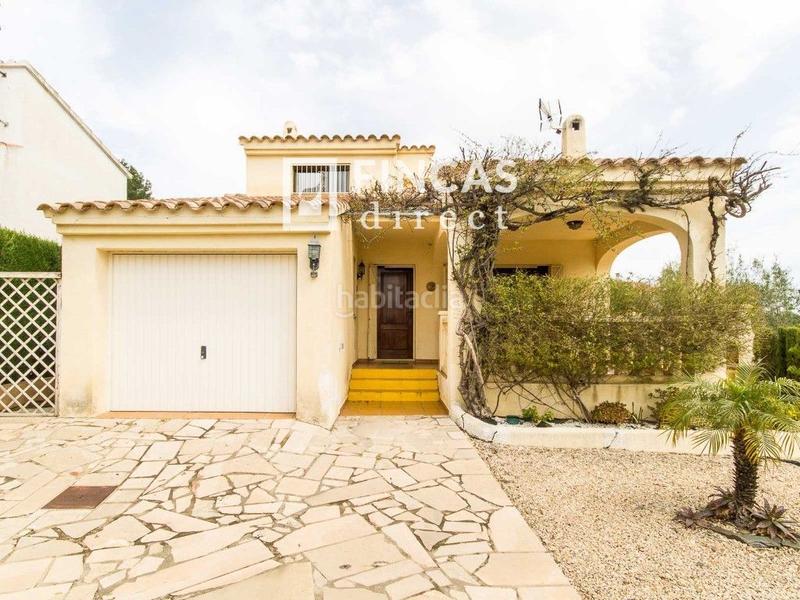 Foto 634bdf17-33be-46c3-a524-22e1a6f7c174. Chalet impecable chalet de 3 hab en tres cales, con piscina comunitaria. en Ametlla de Mar (L´)