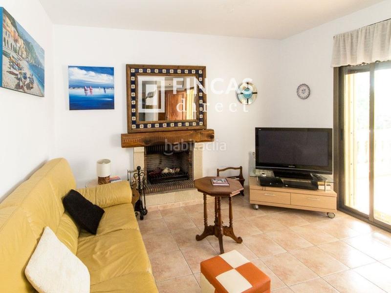 Foto 9caed16e-6648-4575-a088-4ed075c052db. Chalet impecable chalet de 3 hab en tres cales, con piscina comunitaria. en Ametlla de Mar (L´)