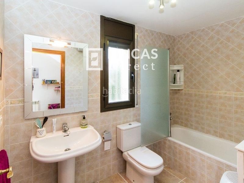 Foto c16621f1-6516-4007-9481-1ec1314c116b. Chalet impecable chalet de 3 hab en tres cales, con piscina comunitaria. en Ametlla de Mar (L´)