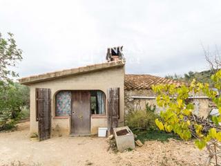 Masía  Rjr9+52. Retiro natural casita, olivar eco, magníficas vistas
