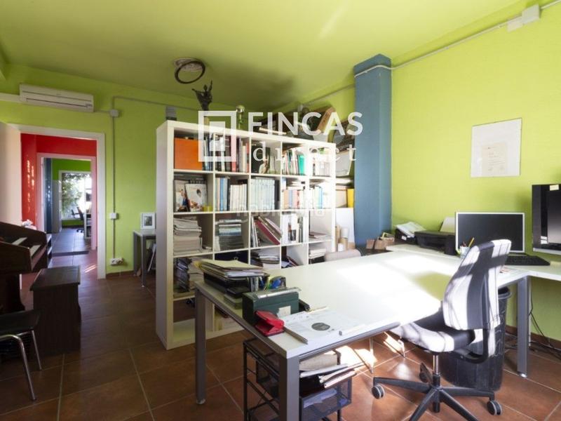 Foto 00f01afc-440b-45e7-95cf-c42437da4e0e. Masia amb calefacció aparcament a Subirats