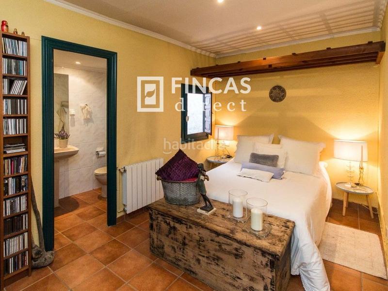 Foto 101fe501-1703-4829-bc2b-c7b724294c2b. Masia amb calefacció aparcament a Subirats