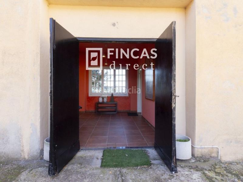 Foto 3c9f2137-9d58-41e4-92df-5bdb765071b0. Masia amb calefacció aparcament a Subirats