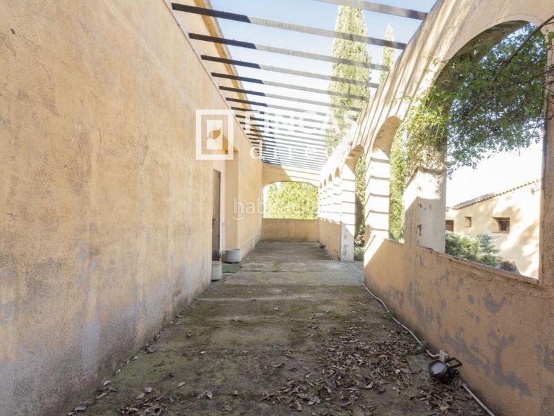 Foto 4664e180-77b3-4104-a6a4-f52a9dd9d8f9. Masia amb calefacció aparcament a Subirats