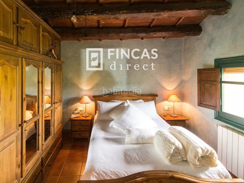 Foto b345dd2c-e74a-47a6-84fb-0aff981d0fae. Masia amb calefacció aparcament a Subirats