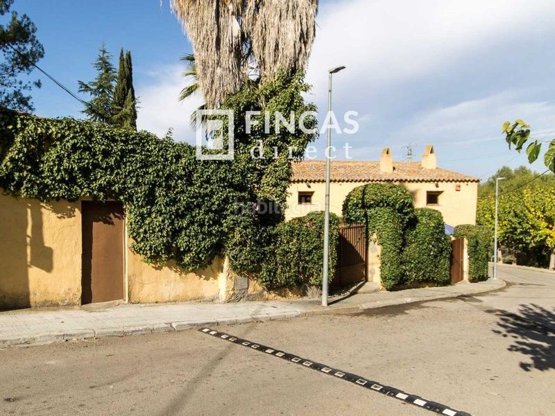 Foto bb345710-31d7-46fa-9c6e-605726bf9e38. Masia amb calefacció aparcament a Subirats