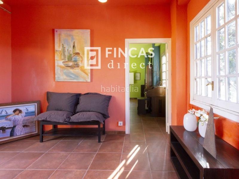 Foto bd5a1d67-2719-49ed-9559-2c6edd41d031. Masia amb calefacció aparcament a Subirats