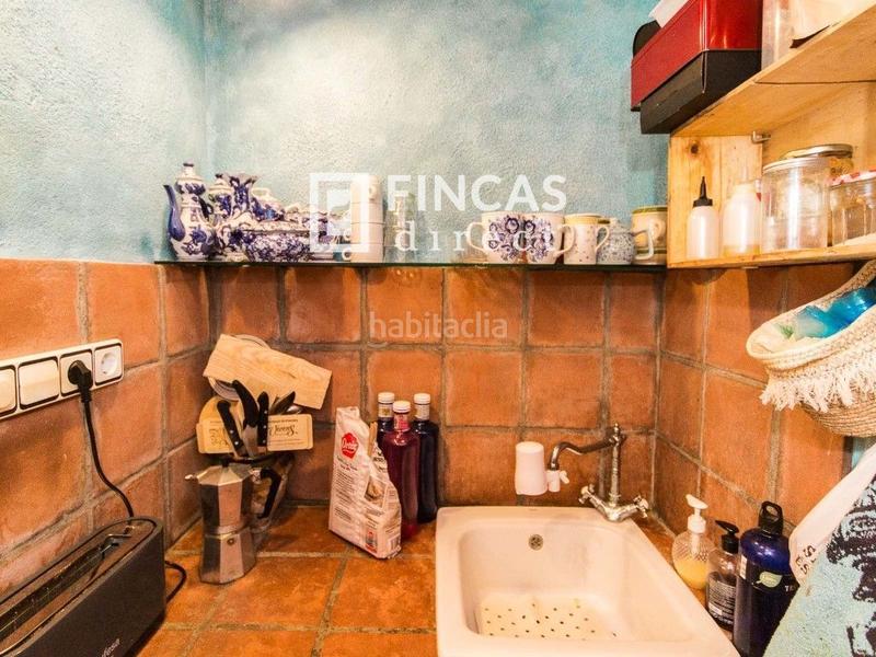 Foto c04a5f8a-d4f9-4b83-8f57-586b40bc6a00. Masia amb calefacció aparcament a Subirats