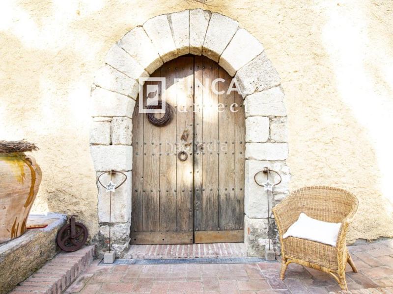 Foto d8e190c3-a98d-4f86-ba13-5f713d3929dd. Masia amb calefacció aparcament a Subirats