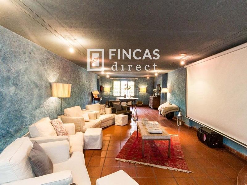 Foto f1720bd7-d278-42ee-a81b-9ded6c1a1b46. Masia amb calefacció aparcament a Subirats