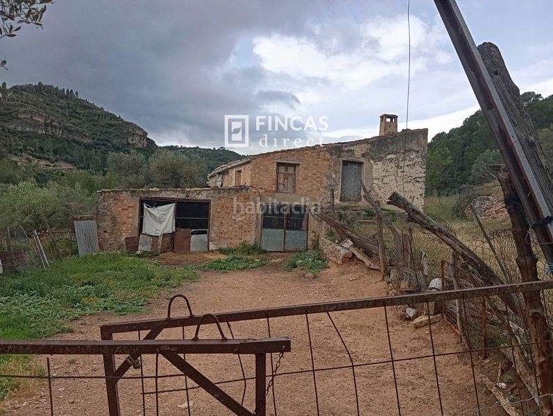 Foto 3b7c4938-3c4b-408a-9676-b6261c2024c9. Masia a Alfara de Carles