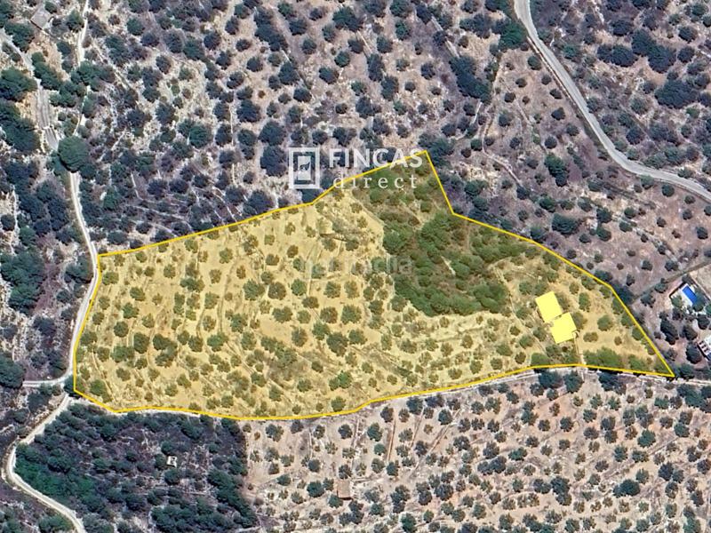 Foto a6f505a6-546a-405b-9b41-e9e234e800ec. Masia amb aparcament a Perelló (El)