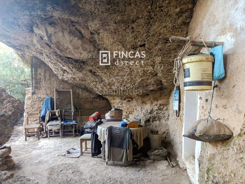 Foto e5d7c80a-8c71-4331-9c38-1a0a0a95c7fe. Finca rústica en Miravet