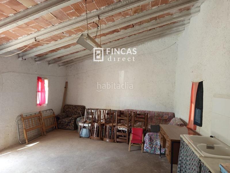 Foto eec7f6fb-71b4-4301-8b90-b0c5eb073063. Casale con parcheggio in Camarles