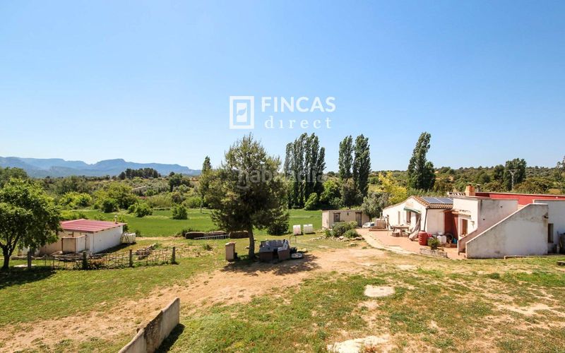 Foto 207f41ed-d99d-4074-93ad-50e31d5a7d43. Masia amb piscina a Cretas