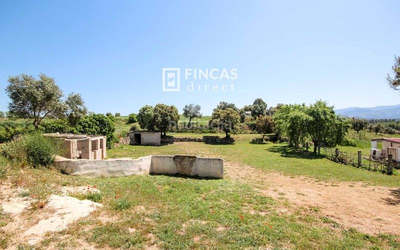 Foto 291a2974-f248-46b0-991d-079665d0d81a. Masia amb piscina a Cretas