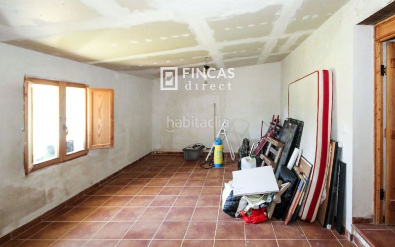 Foto 9a6f68f1-160b-4a3f-8b8a-da57b9b1299c. Masia amb piscina a Cretas