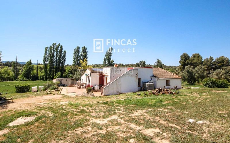 Foto fa500efd-ef4e-444d-9b31-a685b7e0e60c. Masia amb piscina a Cretas