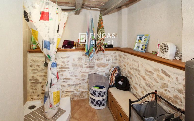 Foto 9a463f5c-6814-4f09-b06e-25145aa43fd4. Masia a Cretas