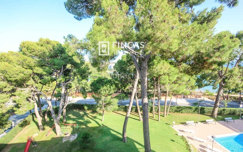 Foto 3ee3d81c-542a-4cb3-8339-3a5260279c5e. Pis amb aparcament piscina a Mar i Camp - Platja dels Capellans Salou