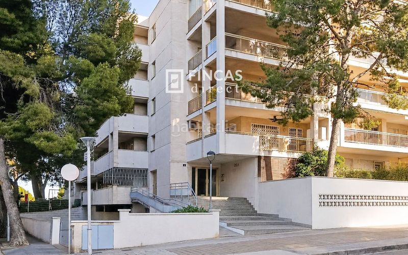 Foto 5e27532c-ae81-4759-94bf-507d4b09ce2d. Pis amb aparcament piscina a Mar i Camp - Platja dels Capellans Salou