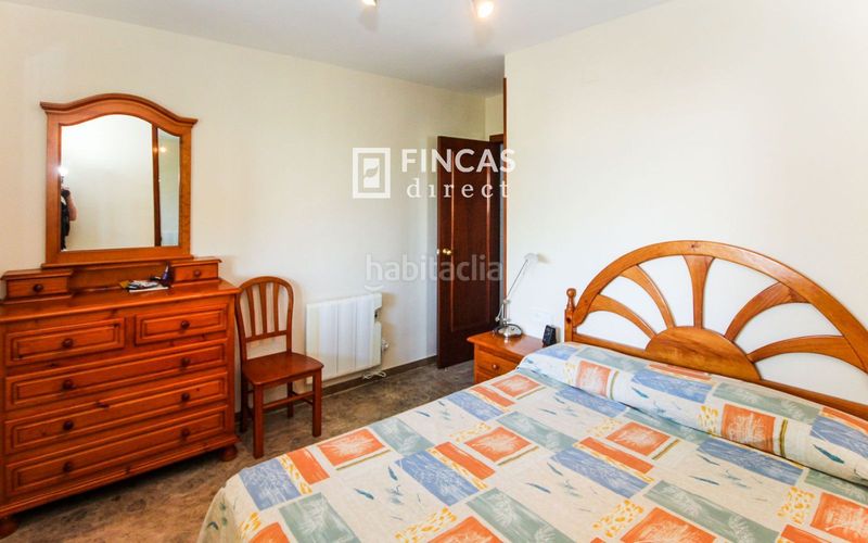 Foto cc98e128-b450-40b2-b57b-47cb09d70eb1. Pis amb aparcament piscina a Mar i Camp - Platja dels Capellans Salou