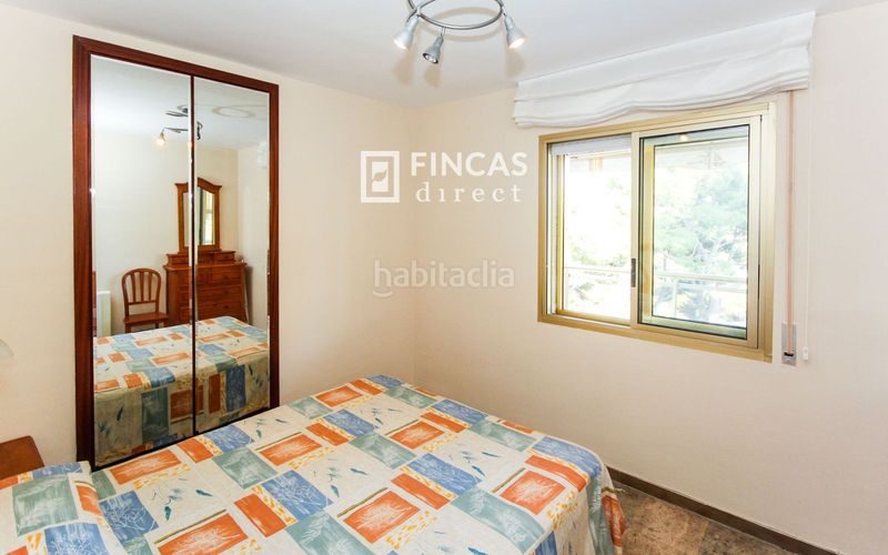 Foto f5e11e12-bd20-45a6-a957-b8902babfb3a. Pis amb aparcament piscina a Mar i Camp - Platja dels Capellans Salou