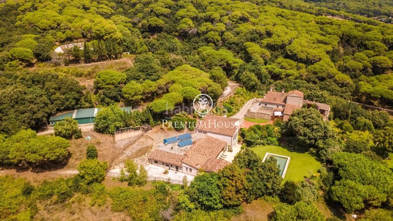 Foto ba29817d-b046-4439-855d-a6ce2b1fdd4a. Masia amb calefacció piscina a El Mirador-La Cornisa Sant Andreu de Llavaneres
