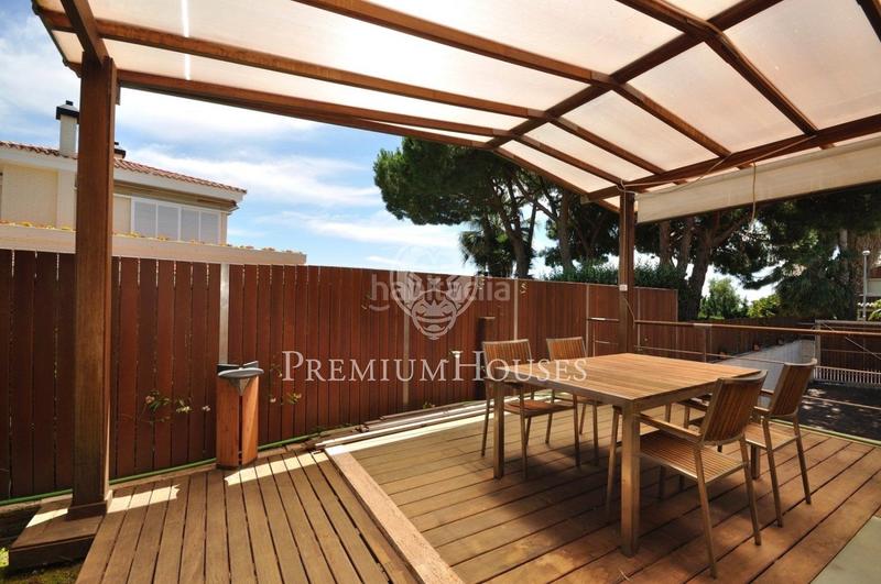 Foto 0f7a80c5-6201-4a65-a6ae-5e4fda4fc619. Casa  en venta exclusiva urbanización can teixidó en Alella