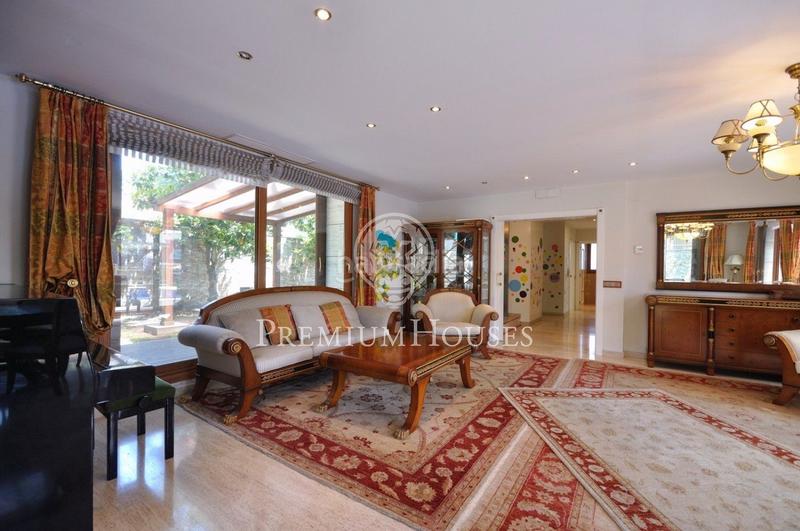 Foto d40e1d2a-b020-4bdd-9a27-9de1423b0d56. Casa  en venta exclusiva urbanización can teixidó en Alella