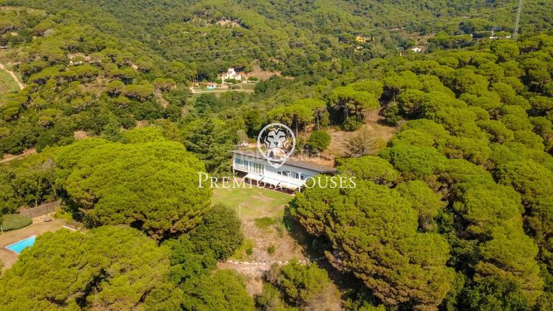 Foto e7abb563-c999-4b56-9326-1c4461b81179. Casa con piscina in Centre Sant Andreu de Llavaneres