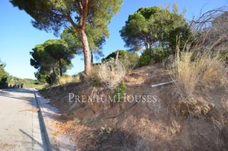 Terreny residencial a Rocaferrera. Solar urbano en llavaneres urb. rocafarrera