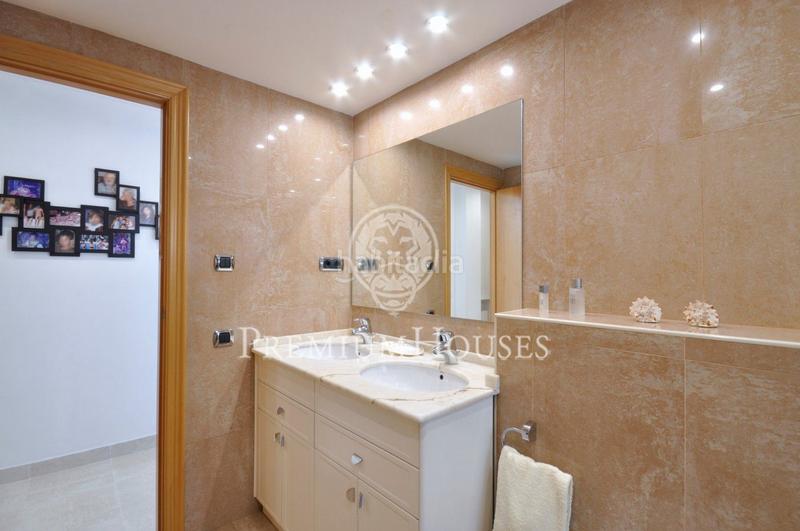 Foto 137d937d-69d8-4daa-b724-67f677cc1a79. Maison avec chauffage parking piscine dans Centre Sant Andreu de Llavaneres