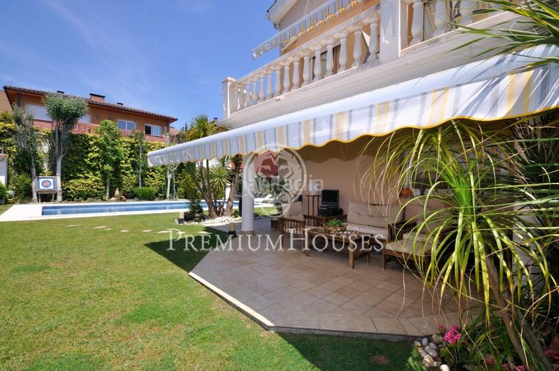 Foto a3d2c0ee-7549-4a02-829f-425da2fa6301. Maison avec chauffage parking piscine dans Centre Sant Andreu de Llavaneres