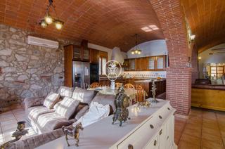 Masia a Urbanitzacions. Masía en venta con vistas al mar en mataró  costa barcelona.