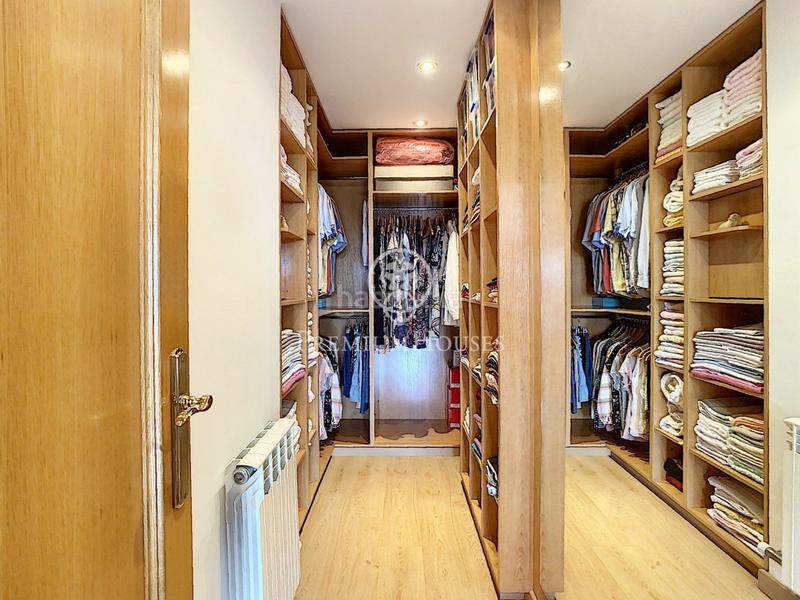 Foto 0435b6dd-7651-4cd1-8f76-5839c90a46f4. Haus mit heizung parking in Les Creus Pineda de Mar