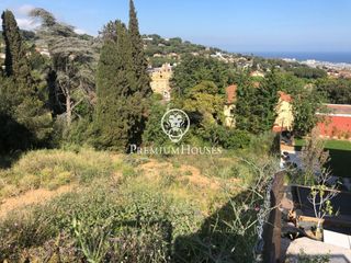 Terreno residencial en Premià de Dalt. Parcela en venta en el centro en premia de dalt.