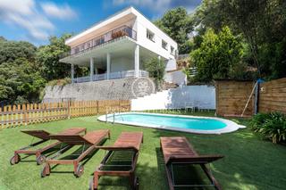 Maison à Sant Cebrià de Vallalta. Exclusiva casa en sant cebrià de vallalta  un refugio natural co