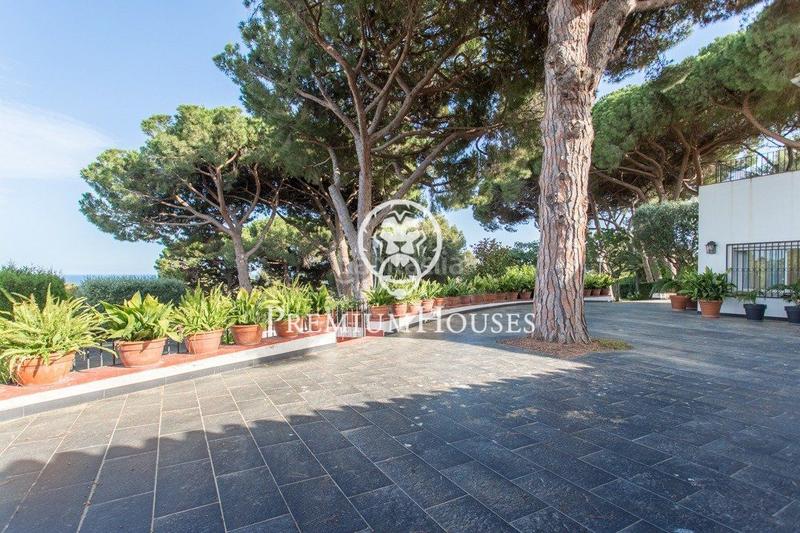 Foto bd8bbc24-7b91-4830-9441-0500443ae6cb. Casa  en venta con piscina en Canafort-El Puntó Sant Andreu de Llavaneres